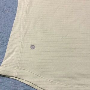 License to Train Short-Sleeve Shirt size M